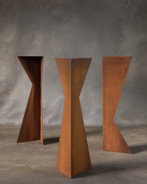 Studio Pedestal